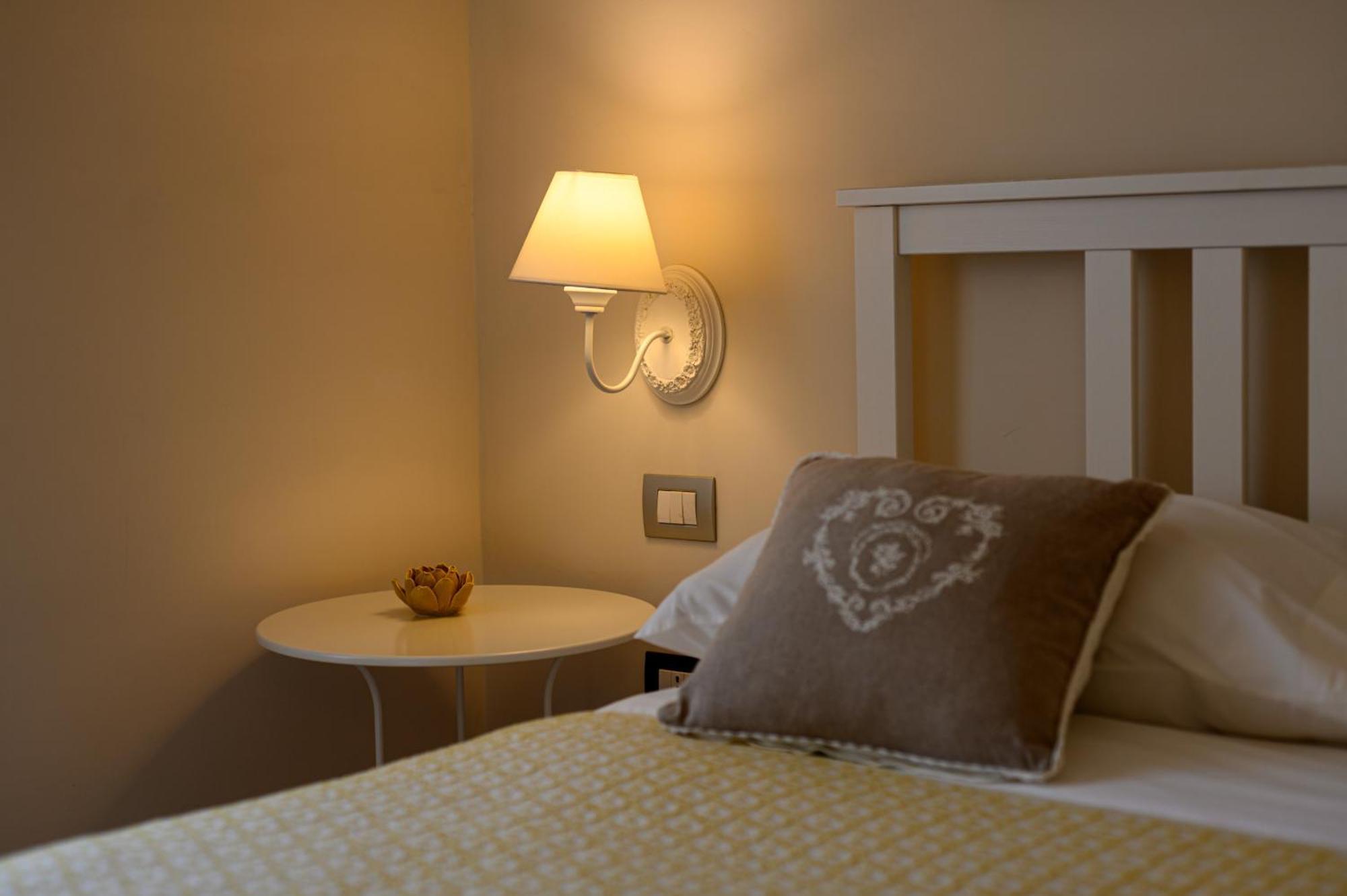 Palazzo Gargano Hotel Prignano Cilento Eksteriør billede